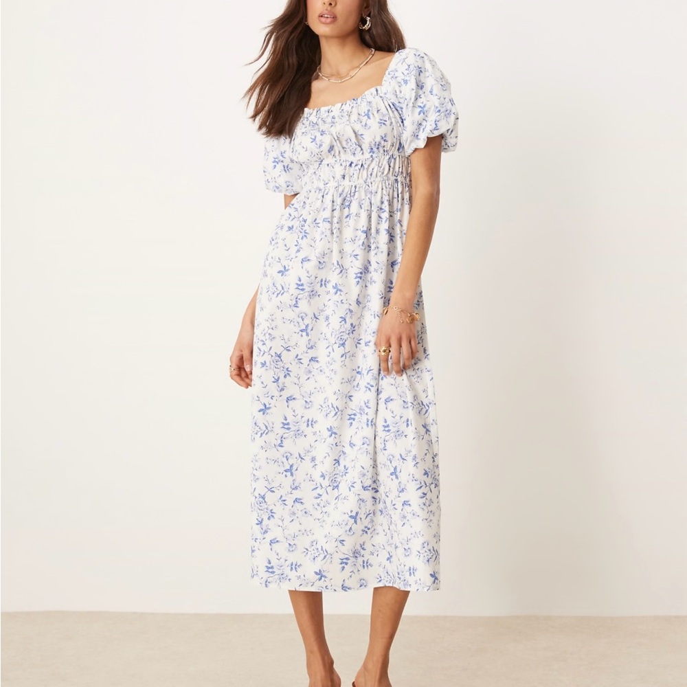 Nobody’s Child White & Blue Floral Puff-Sleeve Midi Dress